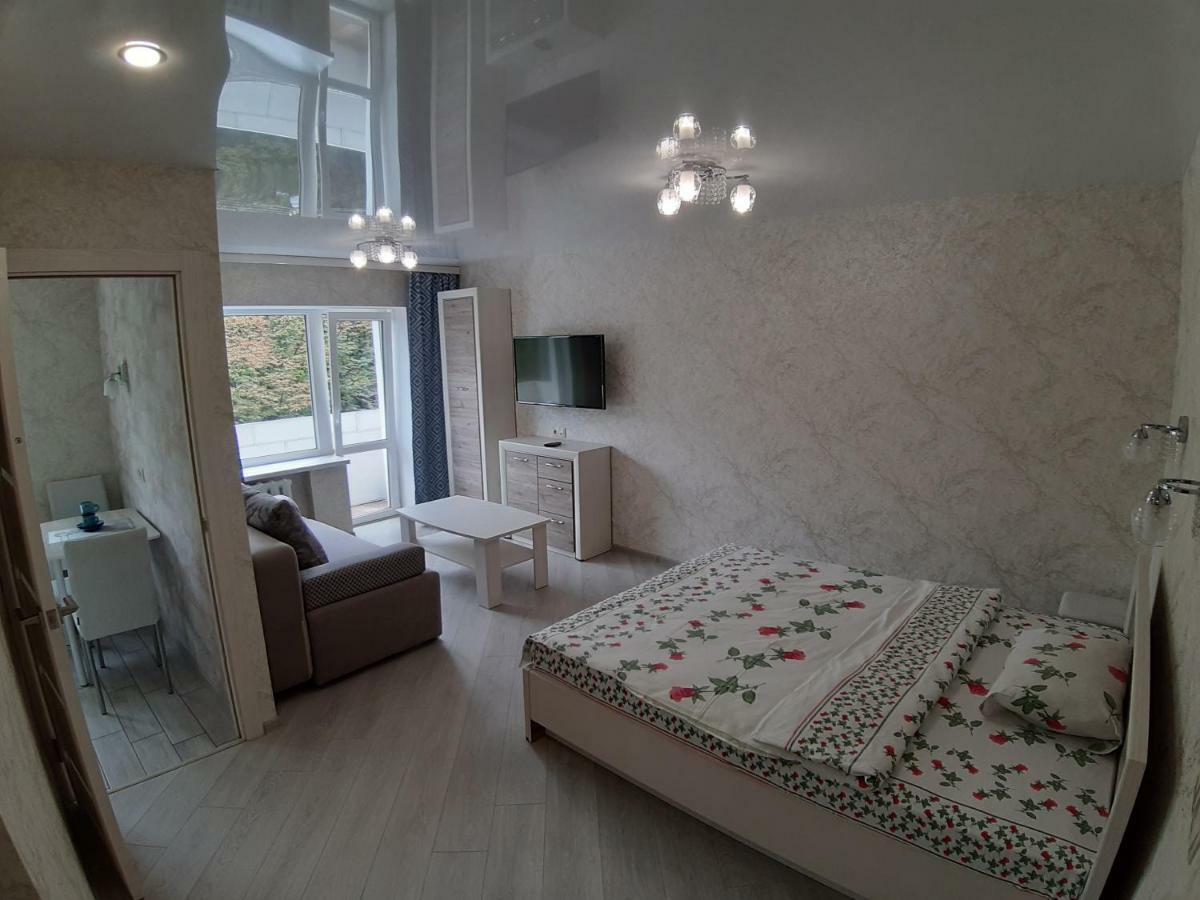 Однокомнатная квартира на Площади Победы Apartment Гомел Екстериор снимка
